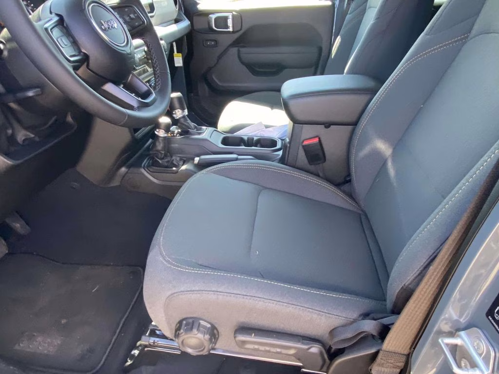 2026 Anvil Clear Coat Jeep Wrangler Sport S 4X4 SUV