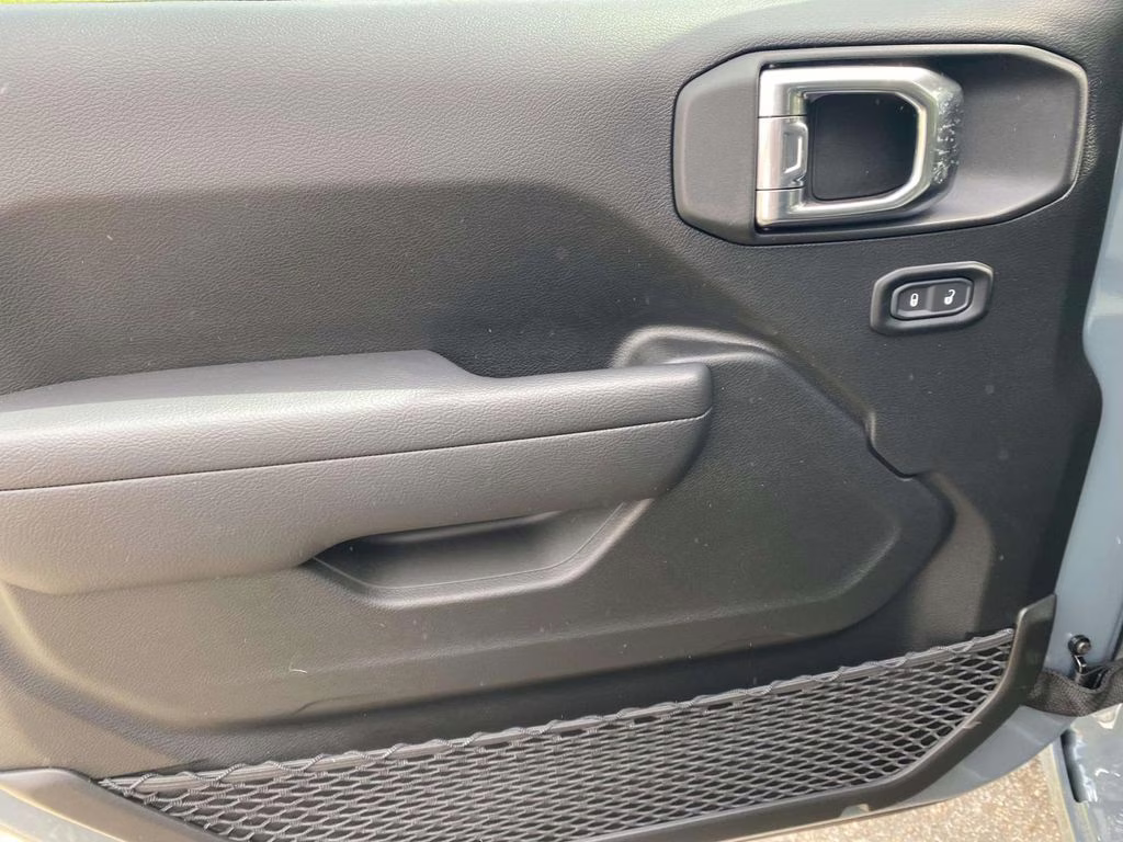 2026 Anvil Clear Coat Jeep Wrangler Sport 4X4 SUV