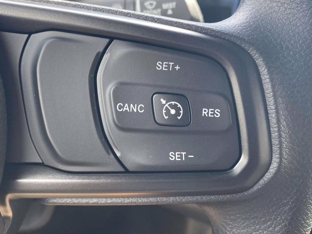 2026 Anvil Clear Coat Jeep Wrangler Sport 4X4 SUV