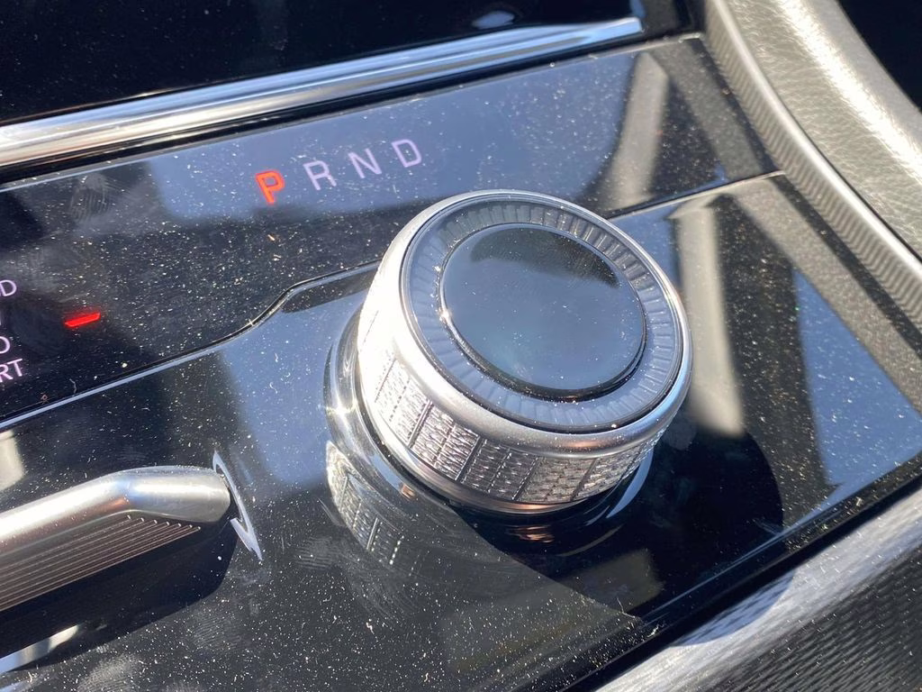 2026 Bright White Clearcoat Jeep Grand Cherokee Laredo Altitude 4X4 SUV