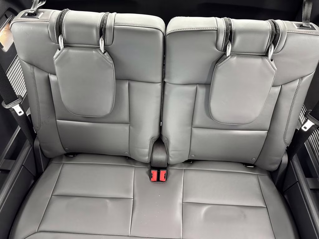 2026 White Metallic Ford Explorer Active RWD SUV