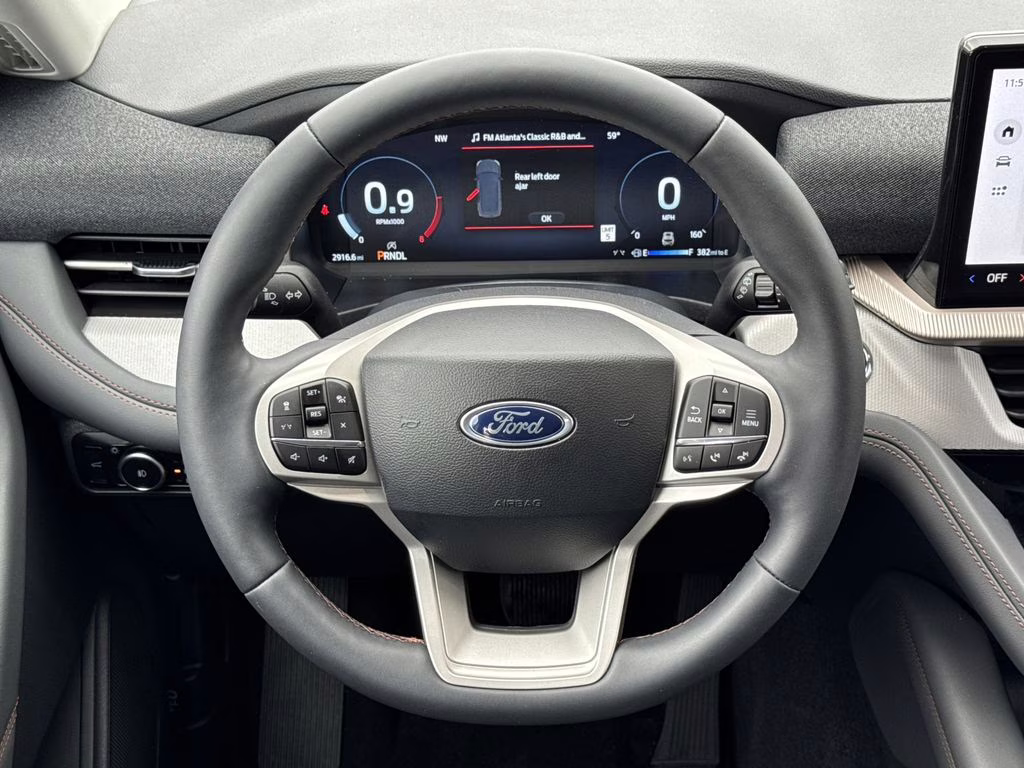 2026 White Metallic Ford Explorer Active RWD SUV