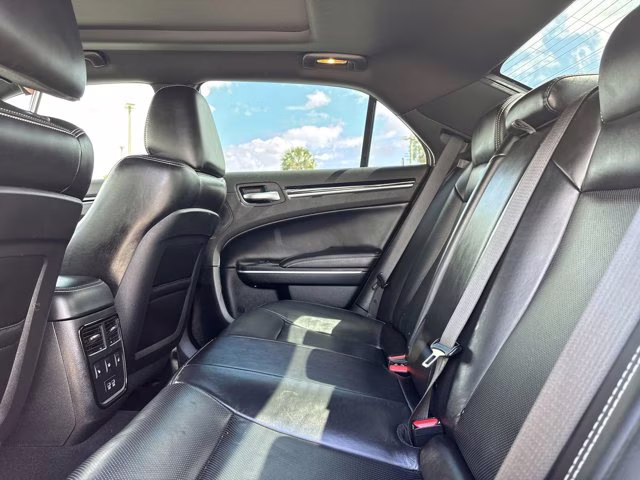 2022 Granite Crystal Metallic Clearcoat Chrysler 300 S RWD Sedan