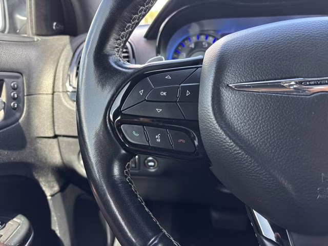 2022 Granite Crystal Metallic Clearcoat Chrysler 300 S RWD Sedan