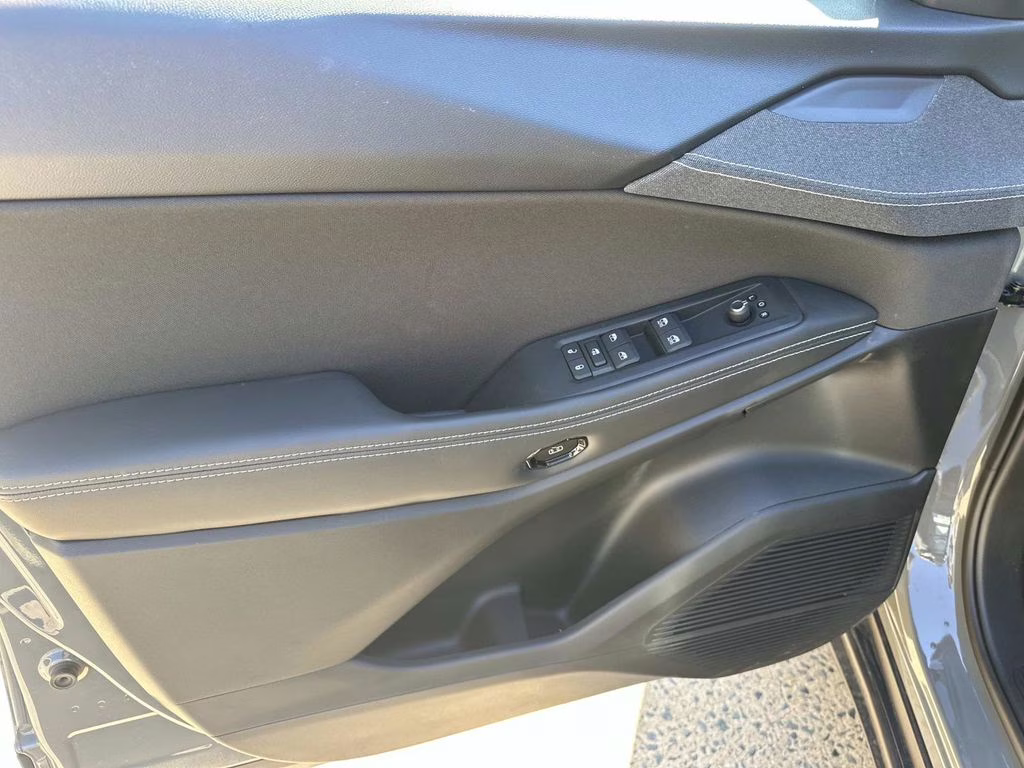 2026 Sting-Gray Clearcoat Jeep Cherokee Laredo 4X4 SUV