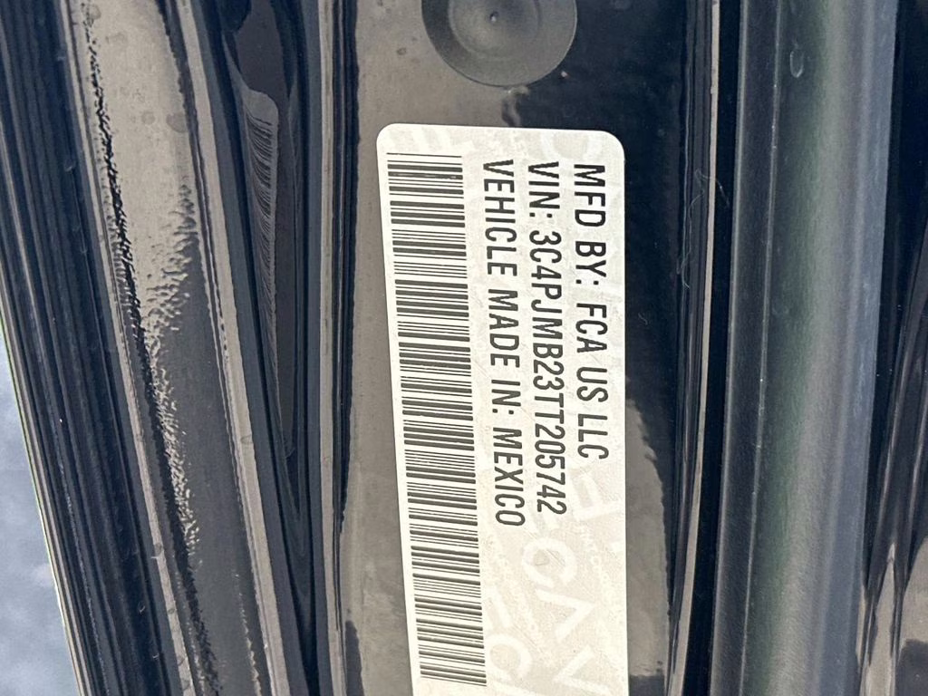 2026 Diamond Black Crystal Pearlcoat Jeep Cherokee Laredo 4X4 SUV