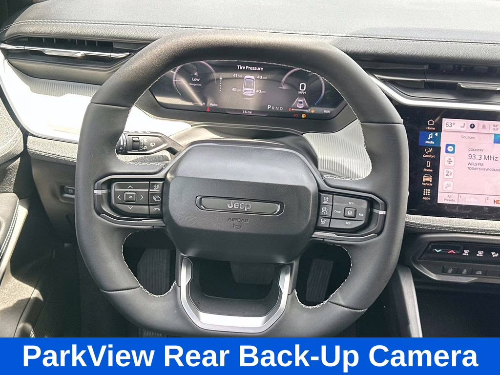 2026 Diamond Black Crystal Pearlcoat Jeep Cherokee Laredo 4X4 SUV