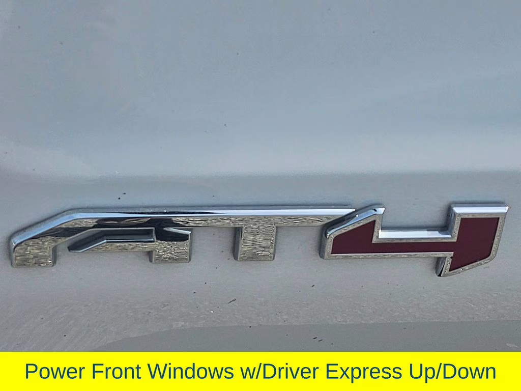 2023 Summit White GMC Sierra 1500 AT4 4X4 Truck