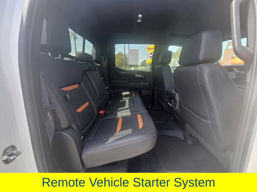 2023 Summit White GMC Sierra 1500 AT4 4X4 Truck