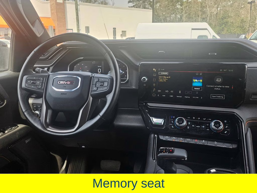 2023 Summit White GMC Sierra 1500 AT4 4X4 Truck