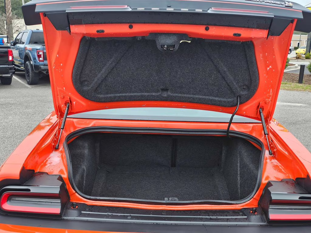 2023 Go Mango! Dodge Challenger R/T Scat Pack Widebody RWD Coupe