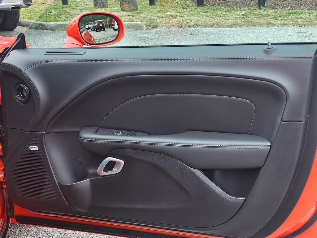 2023 Go Mango! Dodge Challenger R/T Scat Pack Widebody RWD Coupe