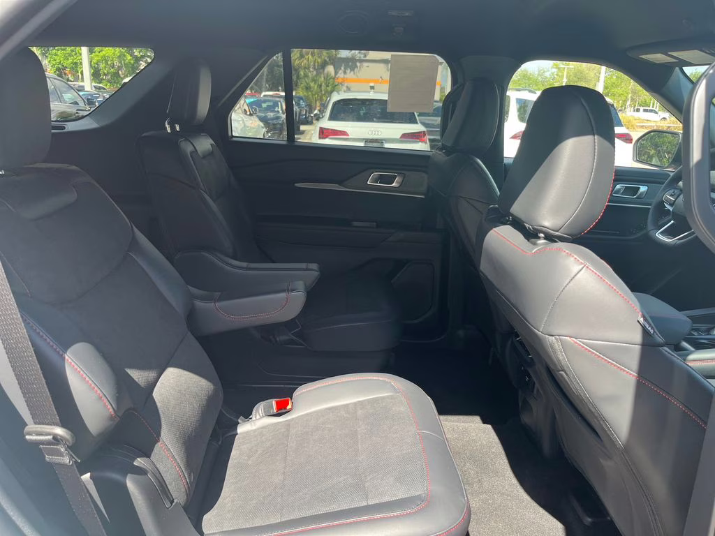 2026 White Metallic Ford Explorer ST 4X4 SUV