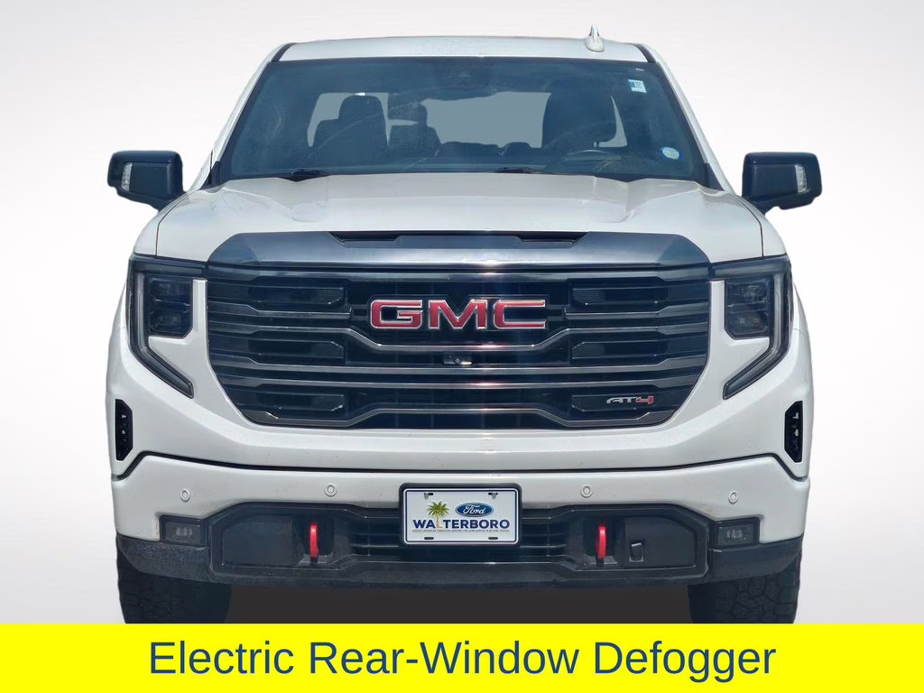2023 Summit White GMC Sierra 1500 AT4 4X4 Truck