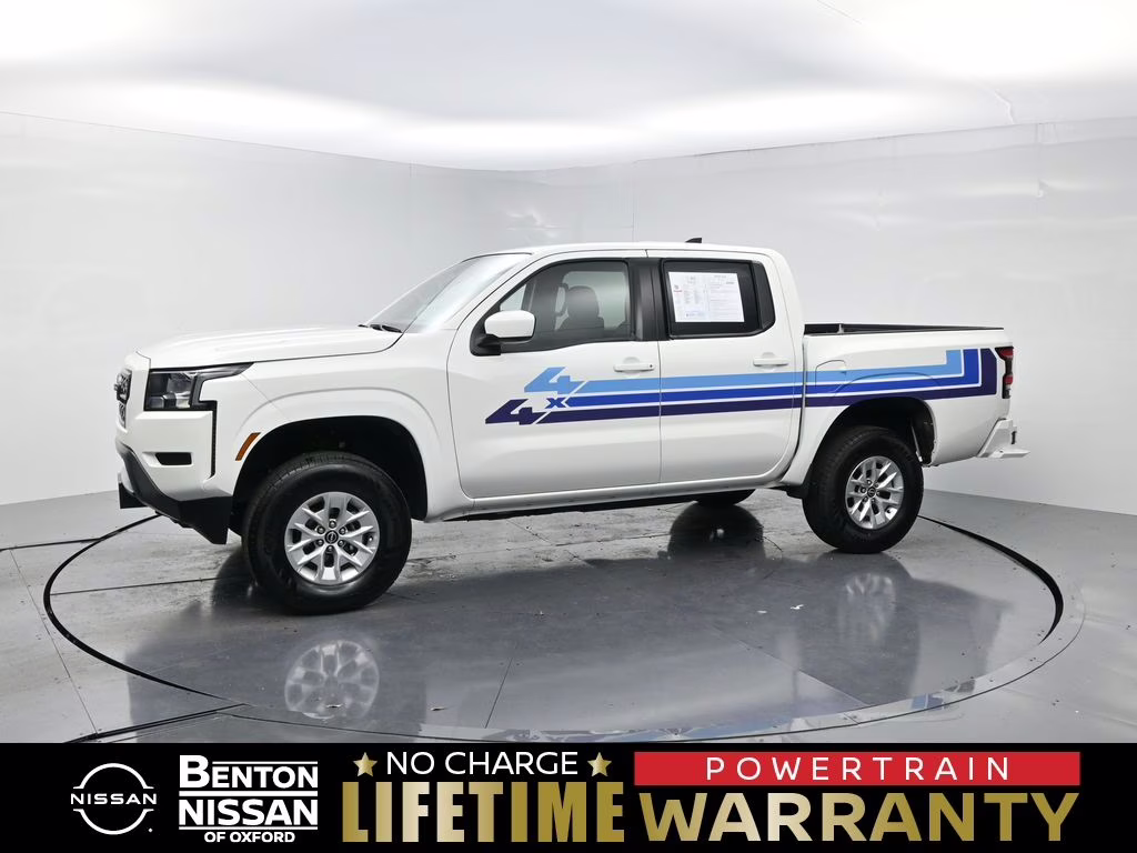 2024 Glacier White Nissan Frontier SV 4X4 Truck
