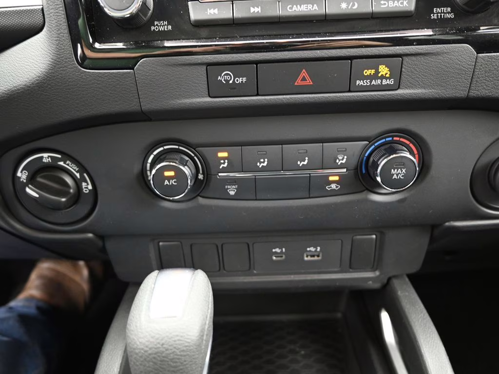 2024 Glacier White Nissan Frontier SV 4X4 Truck