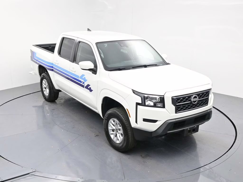 2024 Glacier White Nissan Frontier SV 4X4 Truck