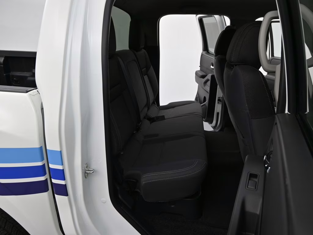 2024 Glacier White Nissan Frontier SV 4X4 Truck