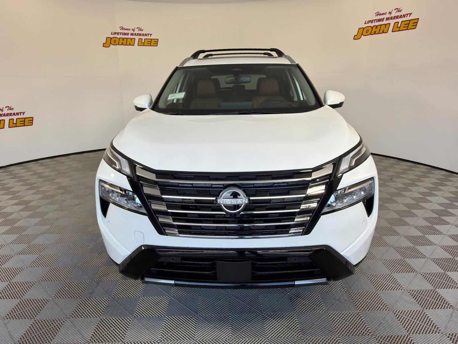 2026 Everest White Pearl Tricoat Nissan Rogue Platinum AWD SUV