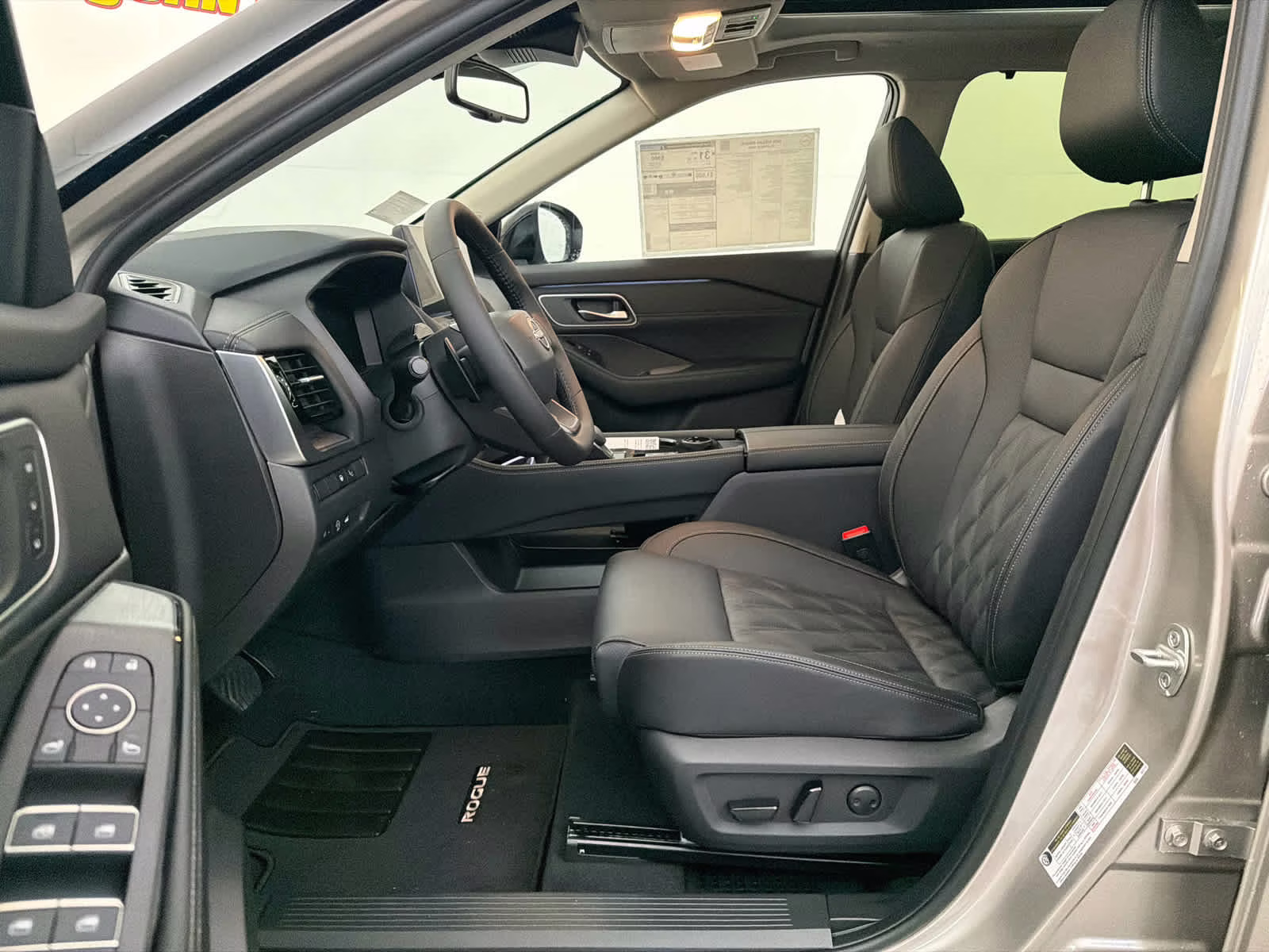 2026 Champagne Silver Metallic/Super Black Nissan Rogue Platinum AWD SUV