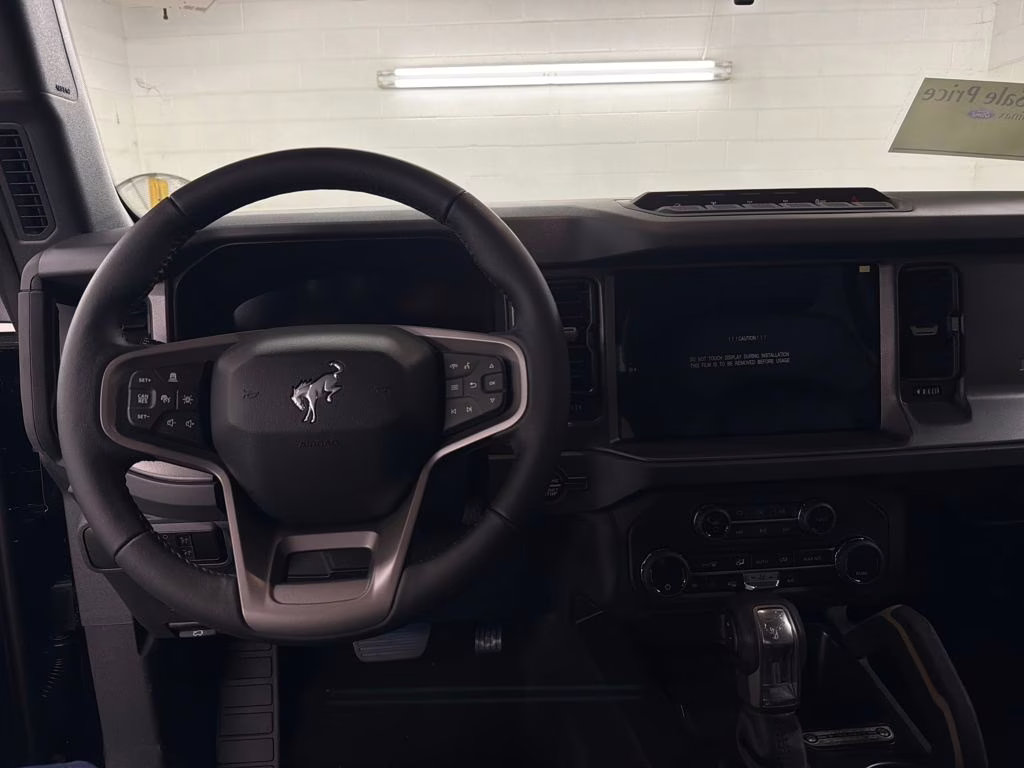 2026 SHADOW BLACK Ford Bronco Badlands 4X4 SUV