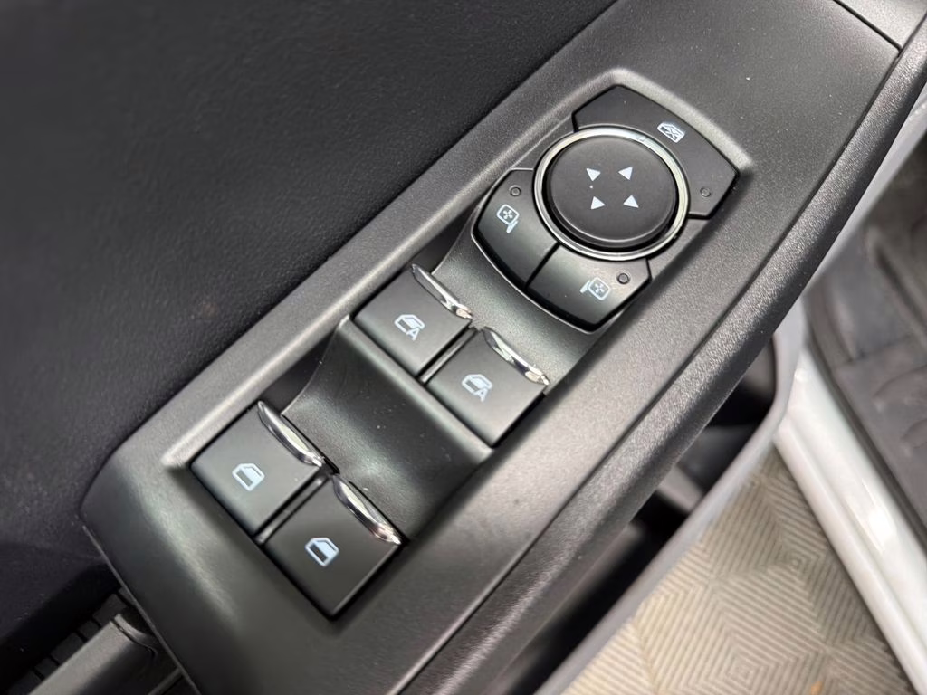 2026 OXFORD WHITE Ford Super Duty F-250 SRW XL RWD Truck