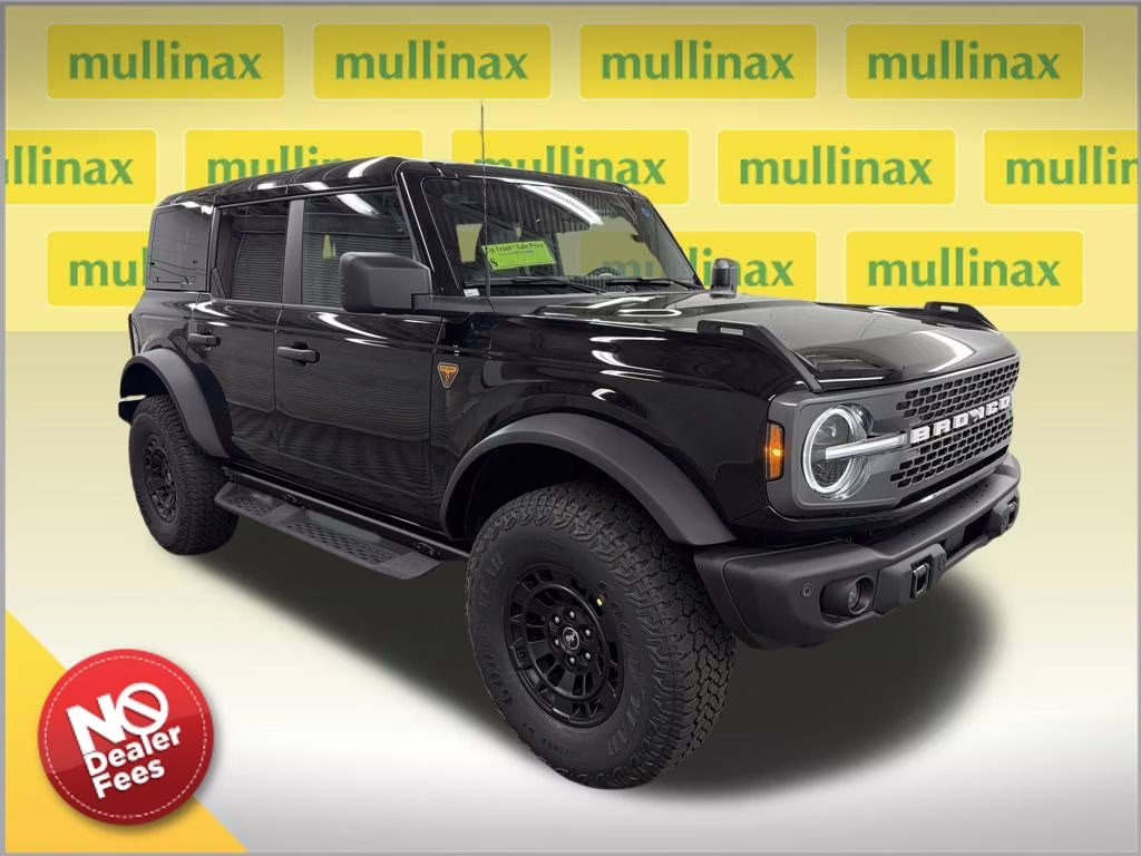 2026 SHADOW BLACK Ford Bronco Badlands 4X4 SUV