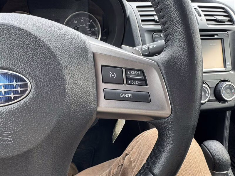 2014 Ice Silver Metallic Subaru XV Crosstrek 2.0i Limited AWD Crossover