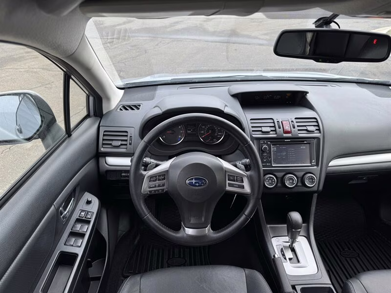 2014 Ice Silver Metallic Subaru XV Crosstrek 2.0i Limited AWD Crossover