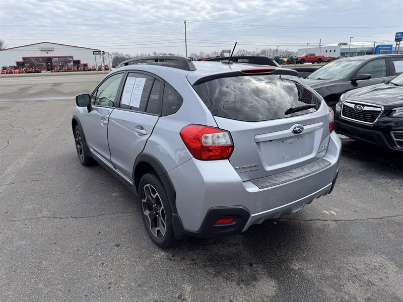 2014 Ice Silver Metallic Subaru XV Crosstrek 2.0i Limited AWD Crossover