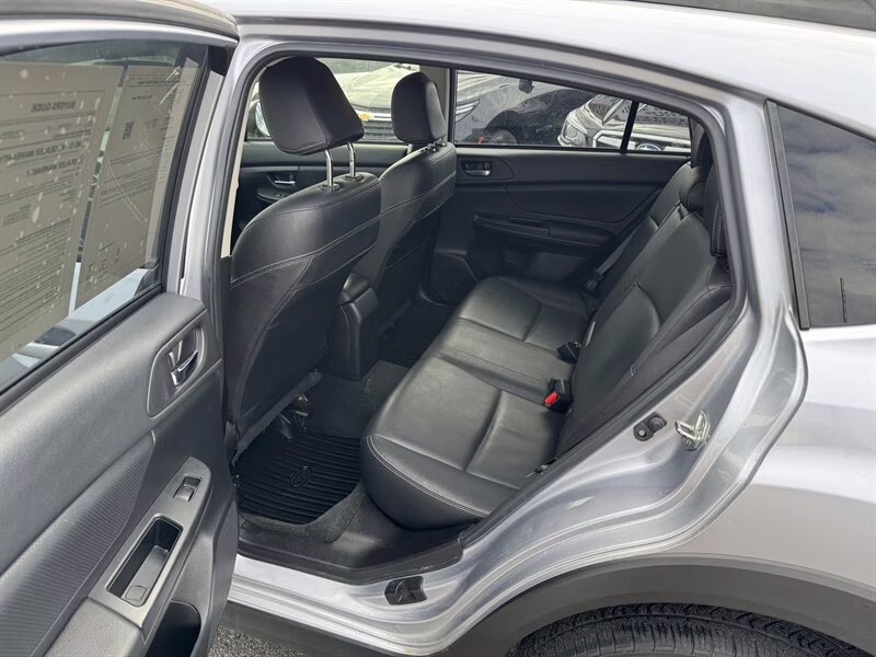 2014 Ice Silver Metallic Subaru XV Crosstrek 2.0i Limited AWD Crossover