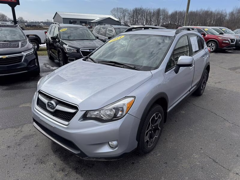 2014 Ice Silver Metallic Subaru XV Crosstrek 2.0i Limited AWD Crossover