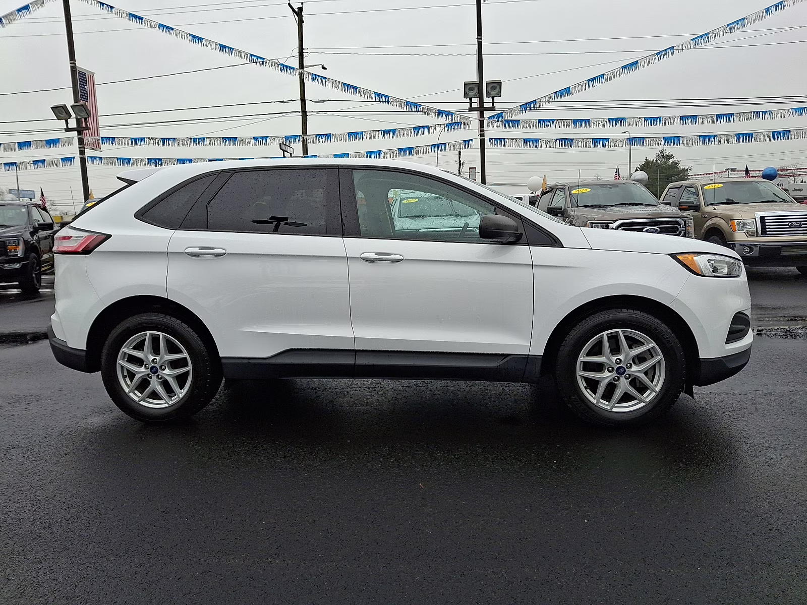 2022 Oxford White - YZ Ford Edge SE AWD