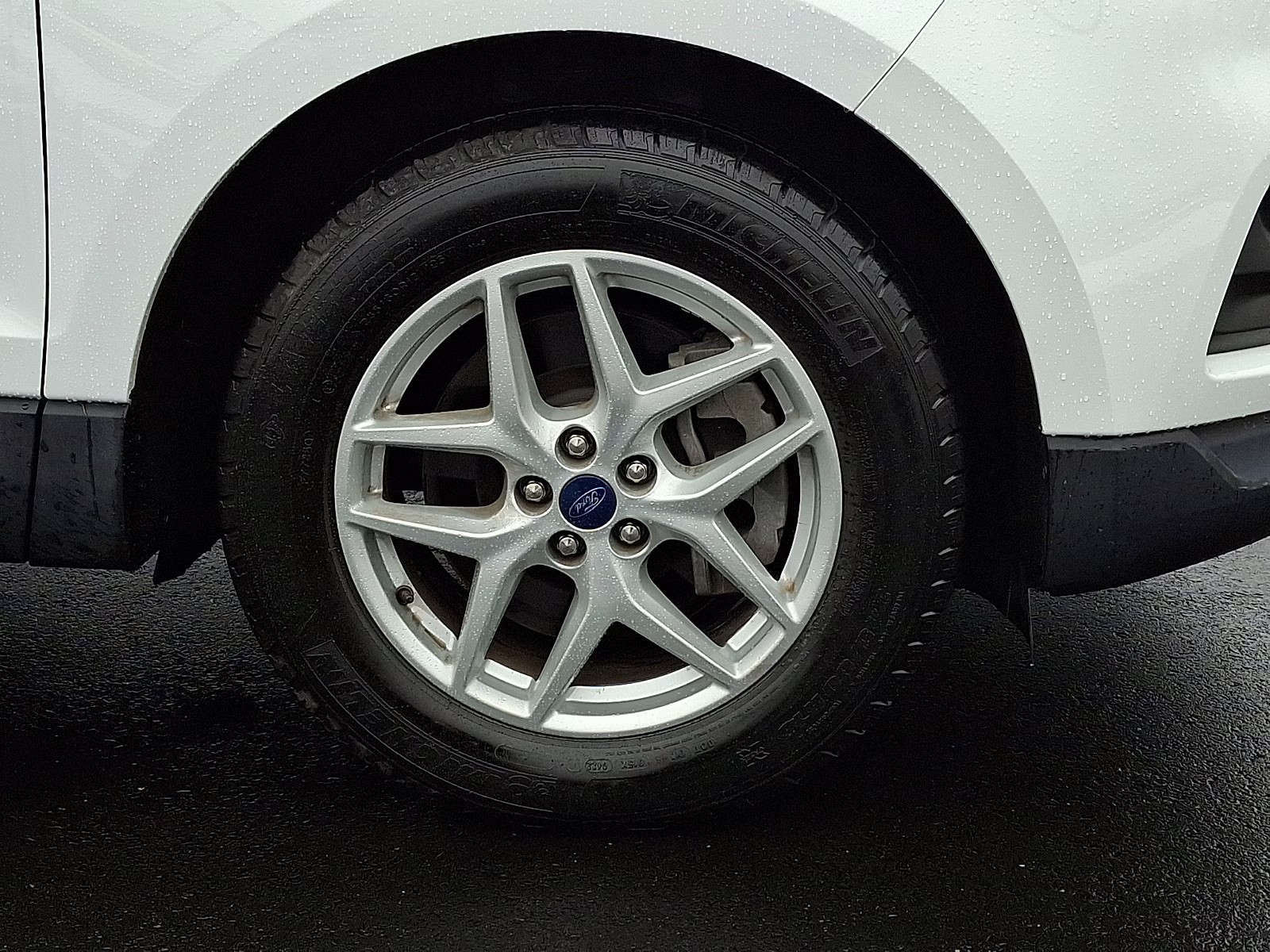 2022 Oxford White - YZ Ford Edge SE AWD