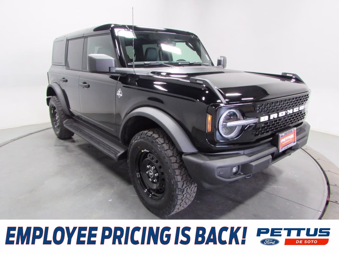 2026 Shadow Black Ford Bronco Outer Banks 4X4 SUV