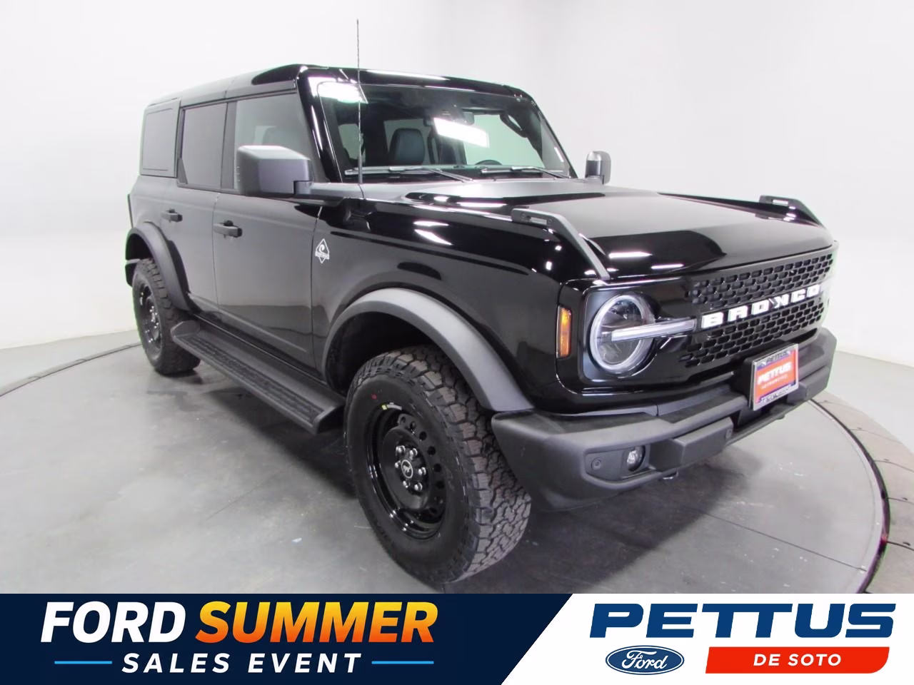 2026 Shadow Black Ford Bronco Outer Banks 4X4 SUV