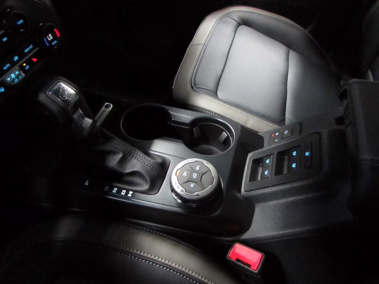 2026 Shadow Black Ford Bronco Outer Banks 4X4 SUV