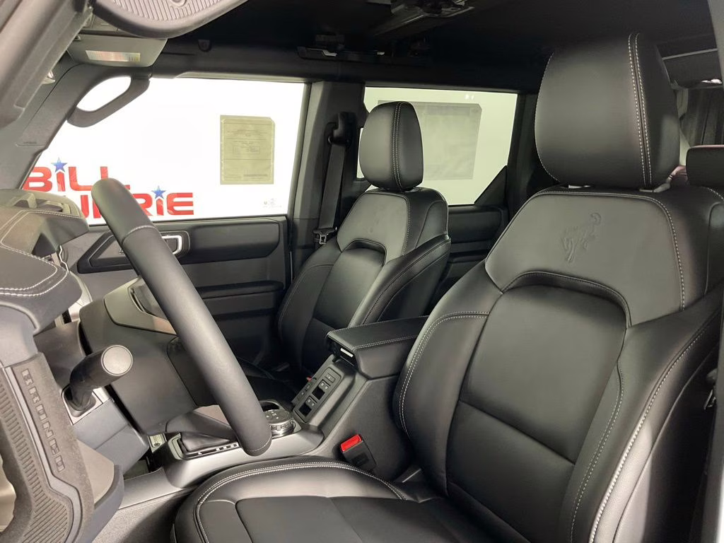 2026 Avalanche Ford Bronco Outer Banks 4X4 SUV