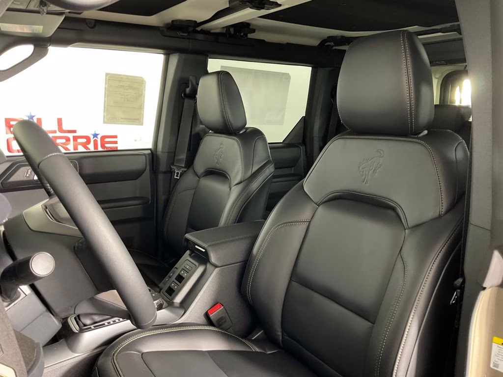 2026 Gray Ford Bronco Badlands 4X4 SUV