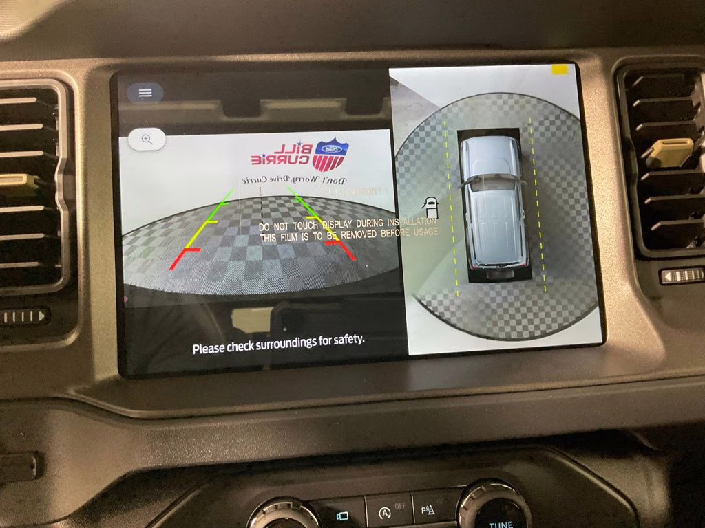 2026 Gray Ford Bronco Badlands 4X4 SUV