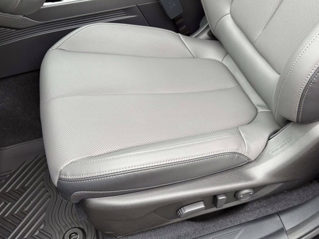 2026 Crystal Black Silica Subaru Outback Limited AWD SUV