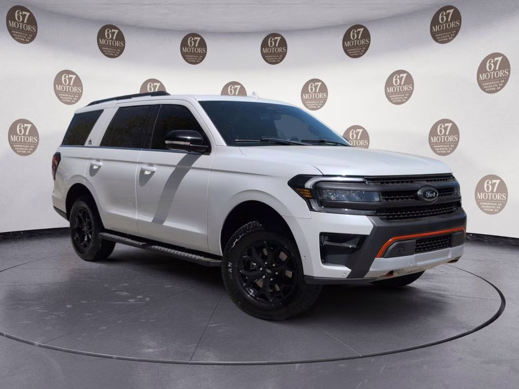 2022 White Metallic Ford Expedition Timberline 4X4 SUV