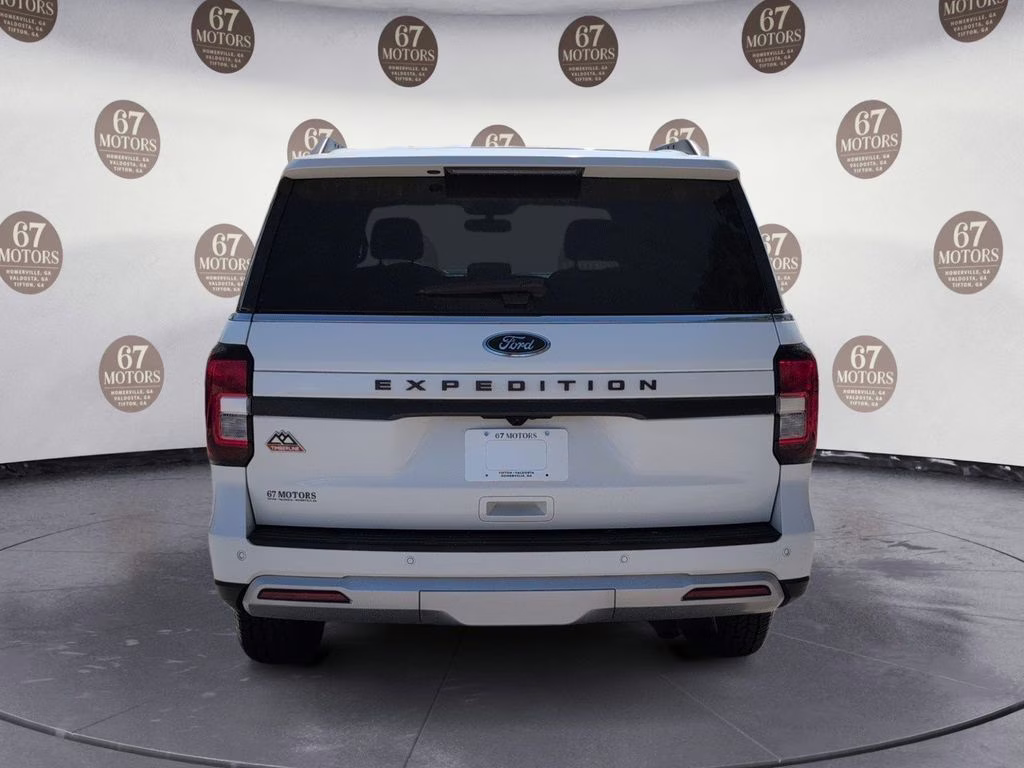 2022 White Metallic Ford Expedition Timberline 4X4 SUV