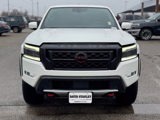 2023 Glacier White Nissan Frontier PRO-4X 4X4 Truck