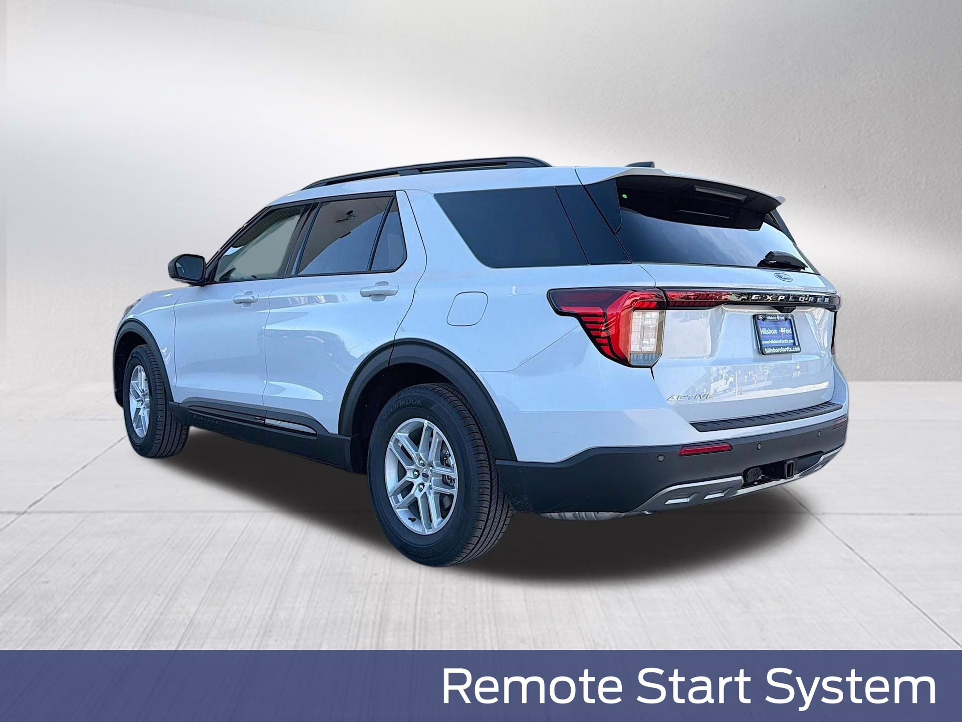 2026 Space White Metallic Ford Explorer Active RWD SUV