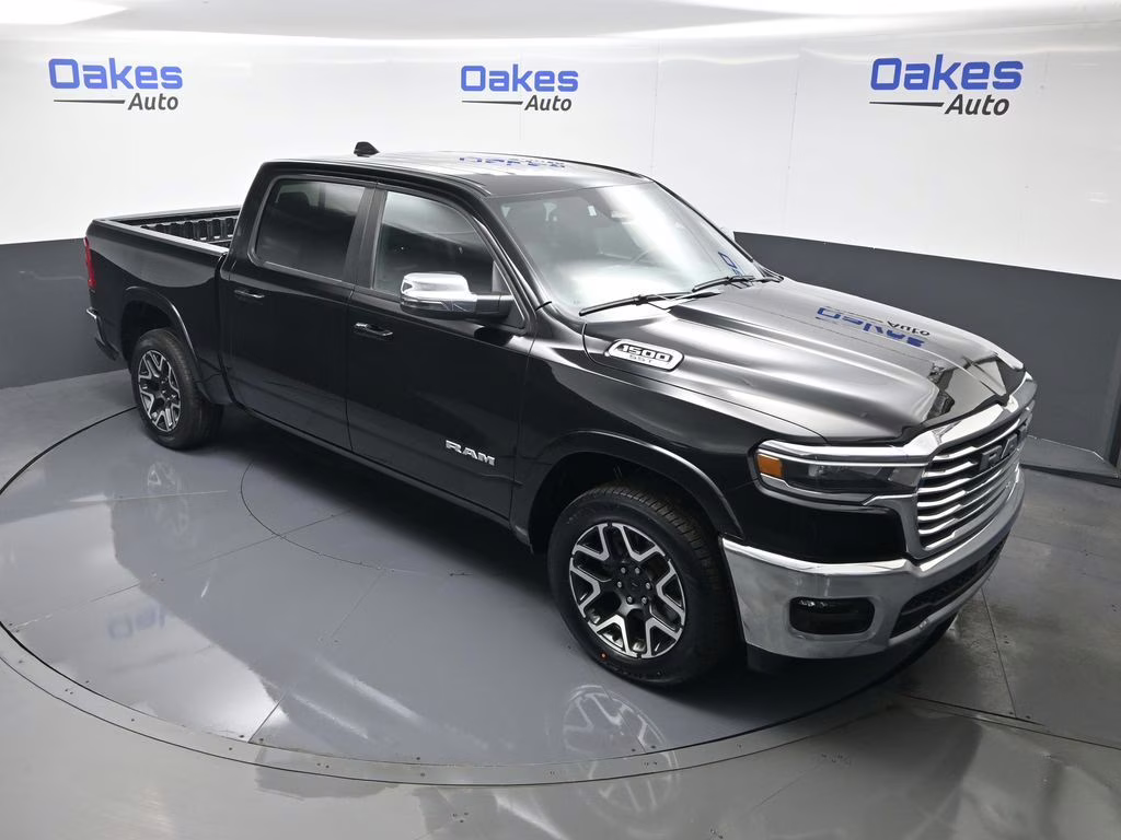 2025 Diamond Black Crystal Pearlcoat Ram 1500 Laramie 4X4 Truck