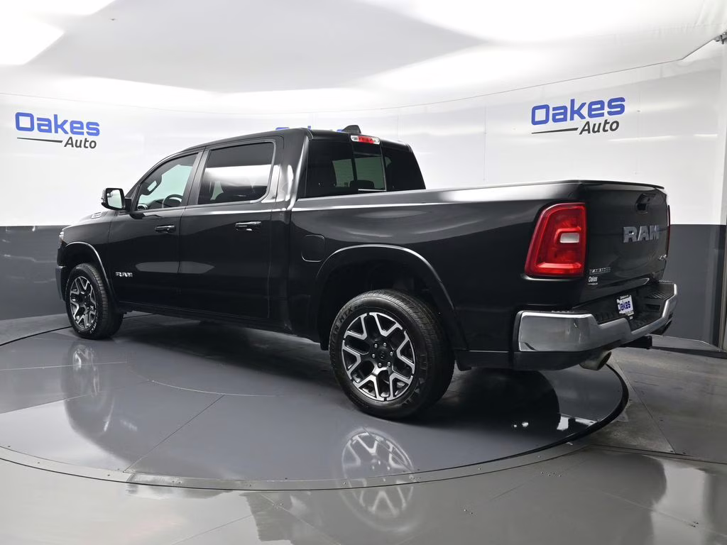 2025 Diamond Black Crystal Pearlcoat Ram 1500 Laramie 4X4 Truck