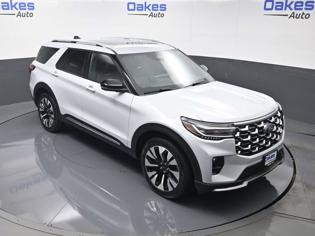 2025 White Metallic Ford Explorer Platinum 4X4 SUV