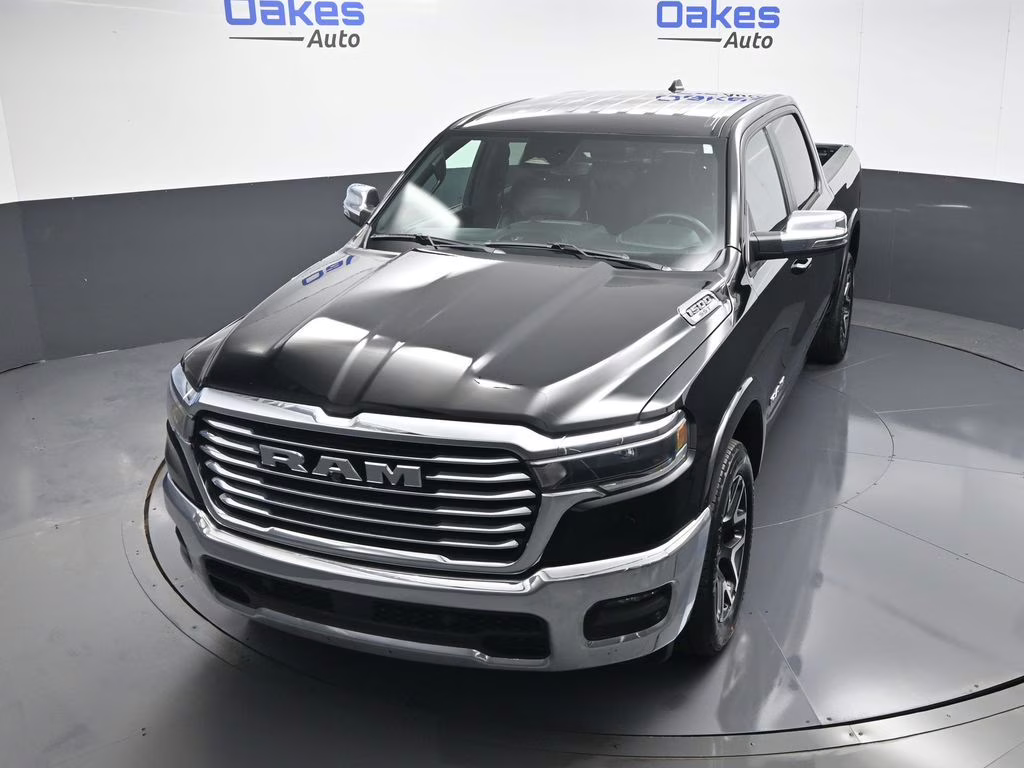 2025 Diamond Black Crystal Pearlcoat Ram 1500 Laramie 4X4 Truck
