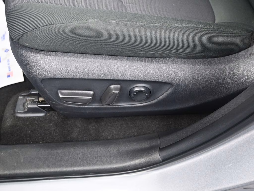 2025 Silver Sky Metallic Toyota RAV4 Hybrid XLE AWD SUV